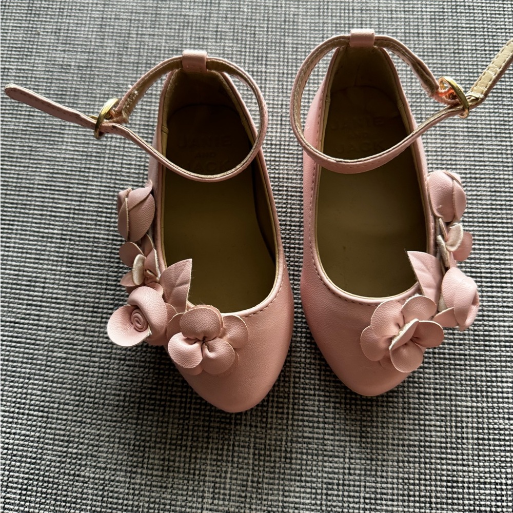 Janie and Jack toddler girl shoes pale pink size 4 new